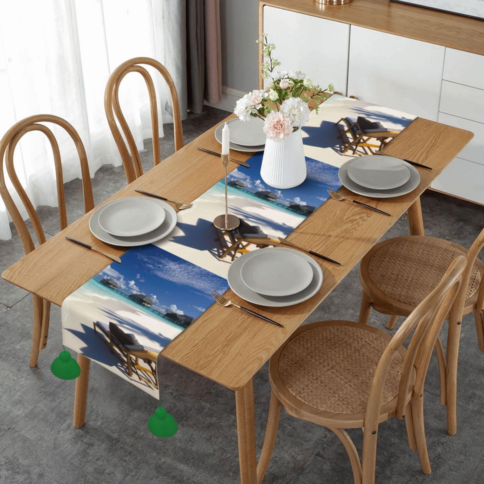 Chemin de table de Noël de 152,4 cm avec pompons pour protéger et décorer votre table de fête