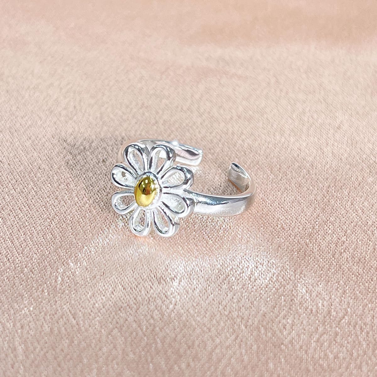 Cute Daisy Flower Statement Open Ring for Women 925 Sterling Silver Gold Silver Tone Flowers Adjustable Stacking Finger Bands Wedding Engagement Promise Rings Dainty Birthday Jewelry Gifts - Image 4