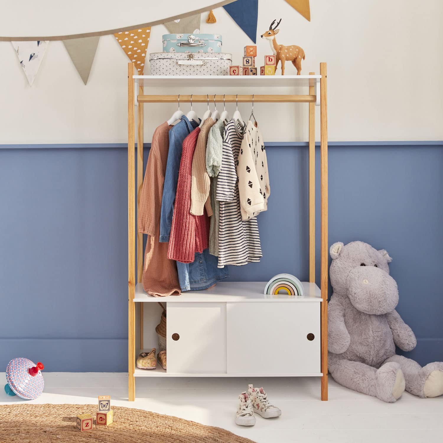 Alice's Home - Penderie pour Enfants - Tobias - Deux Portes coulissantes et Portant Bois Massif en pin Naturel Blanc. 80X40X136.5CM