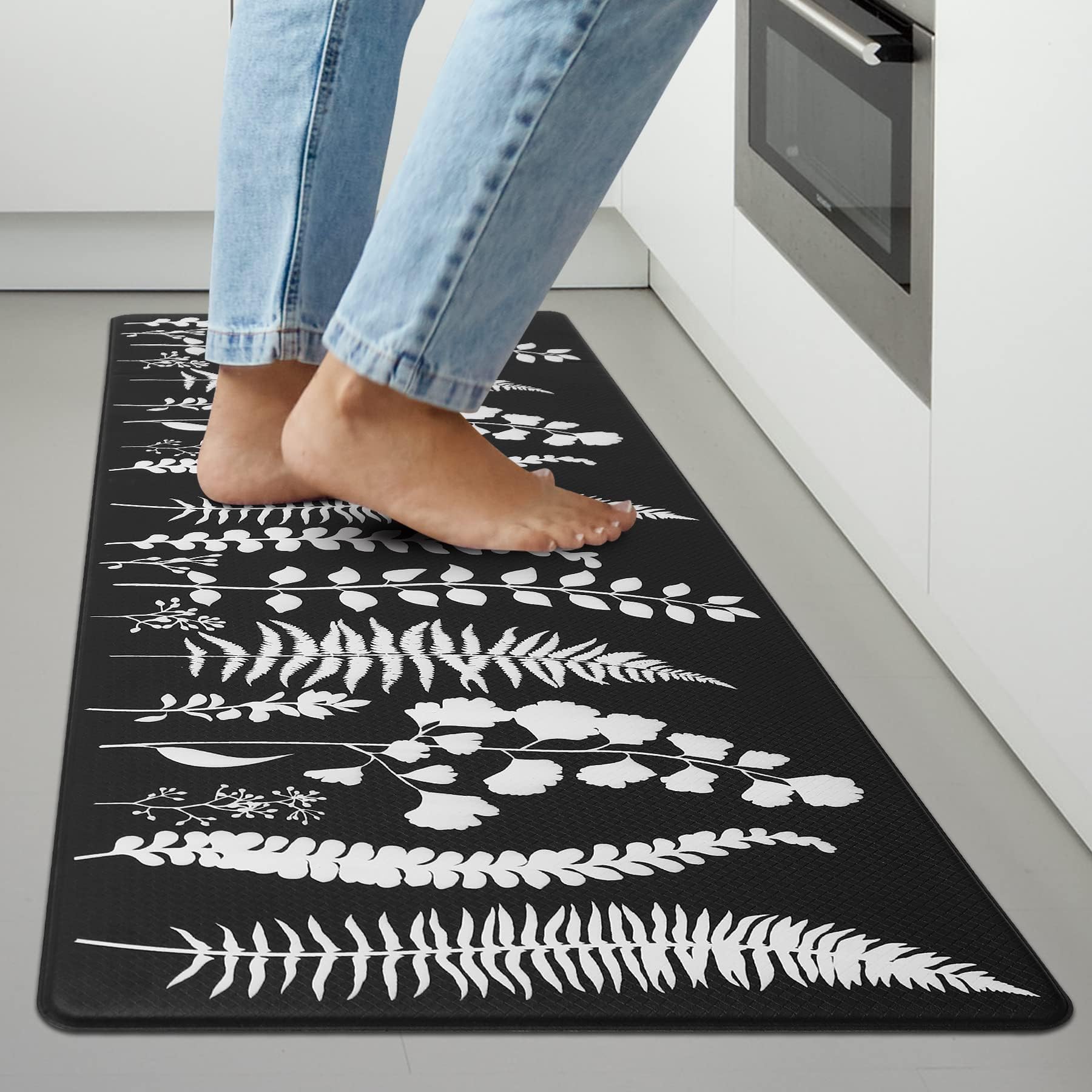 GALMAXS7 Kitchen Rugs Black and White Kitchen Rugs Waterproof Kitchen Mats Cushioned Anti Fatigue Non Slip Kitchen Mat Kitchen Sink Mats for Floor, Laundry, Bathroom, Office