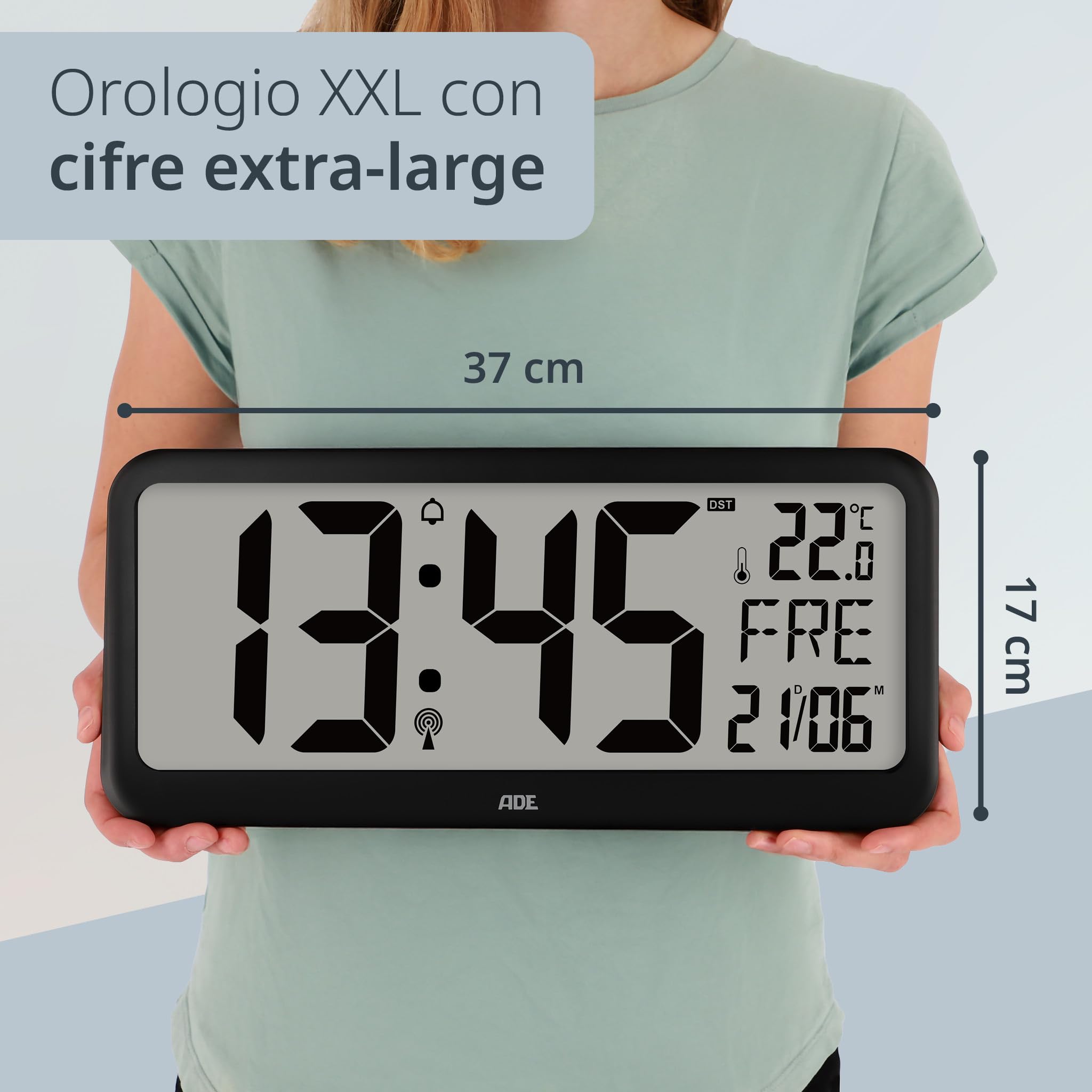 ADE Orologio digitale radiocontrollato con cifre XXL | grande orologio da tavolo e da parete con calendario | termometro e funzione di sveglia | perfetto per anziani, portatori di occhiali, ipovedenti