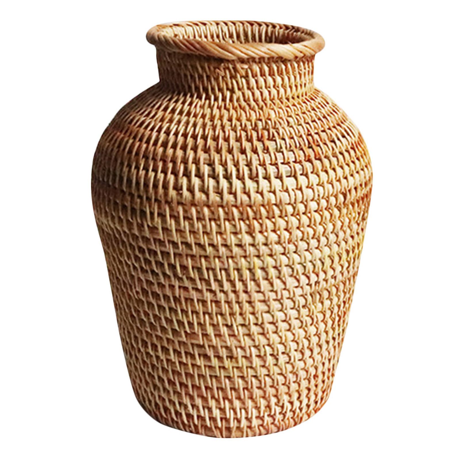 Vase en rotin tressé : la solution stable pour vos décorations de table et plantes