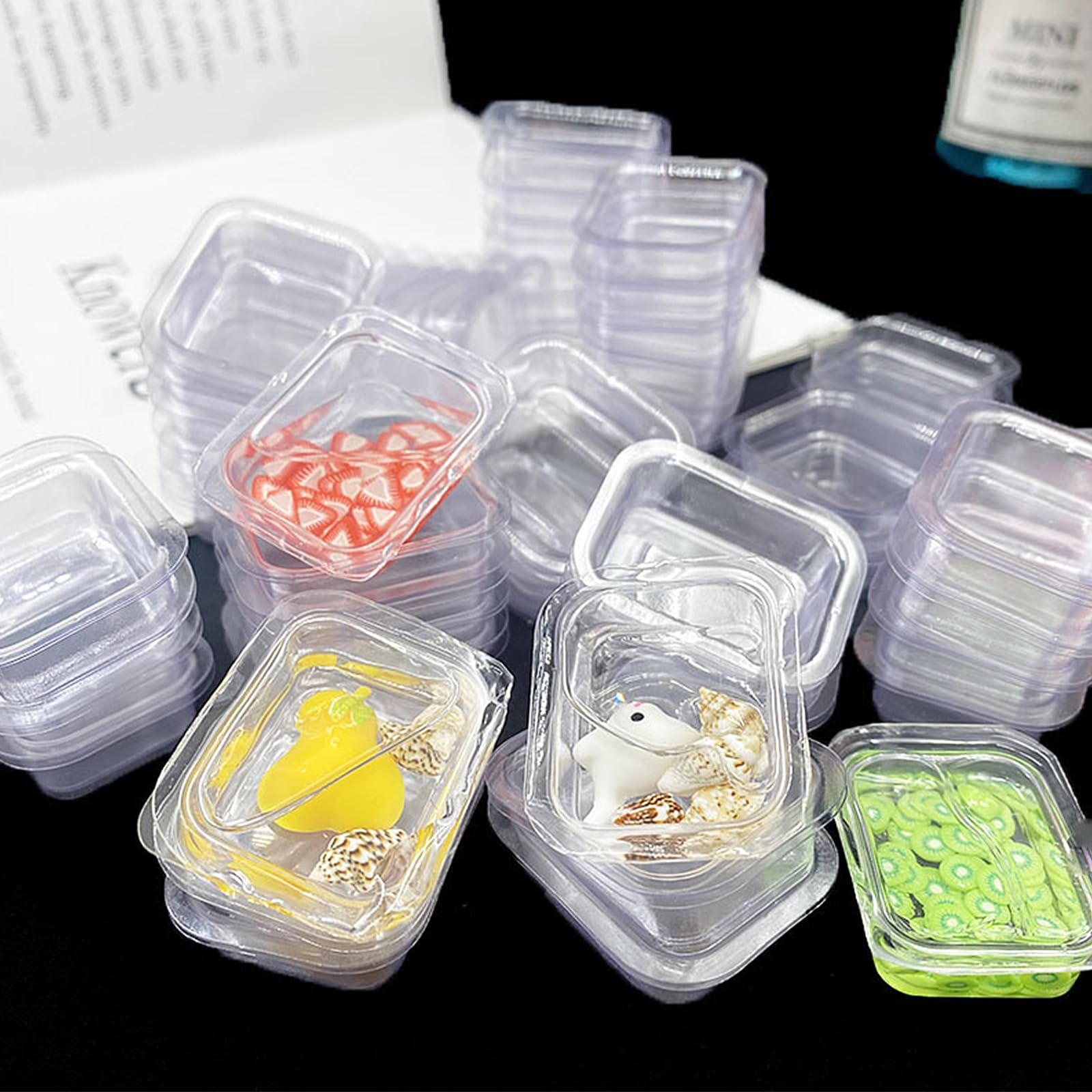 Renjzle レジン用品 使い捨てプラスチックミニトレイ 調色ツール 透明プラスチック製 手芸クラフトシリコンモールド対応ミニパレット レジン液着色・撹拌用便利アイテム UV レジン用道具 調色カップ兼用 手芸クラフト道具 (50)