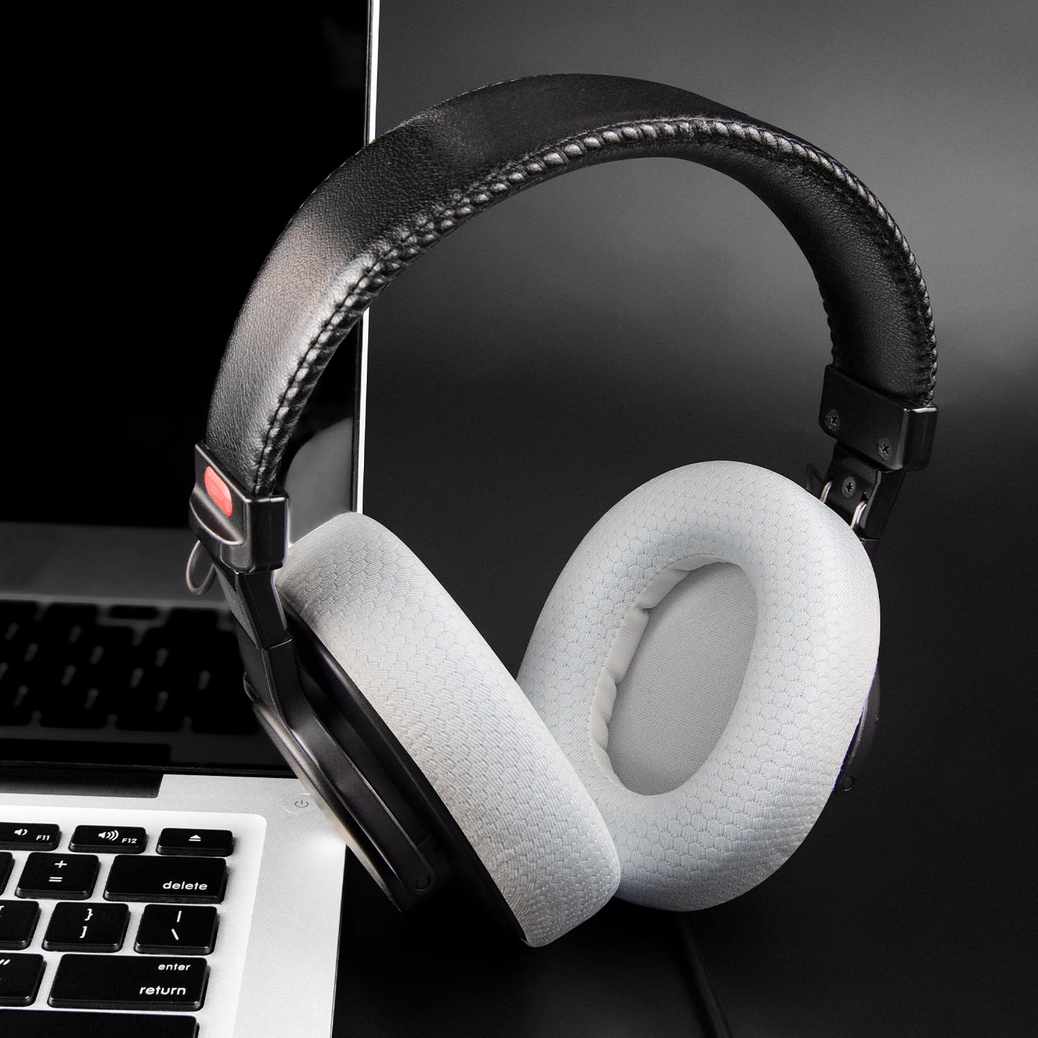 SONY MDR-CD900ST 有線ヘッドホン ジャンク 新品イヤーパッド付き SONY MDR-CD900ST 有線ヘッドホン ジャンク - メルカリ