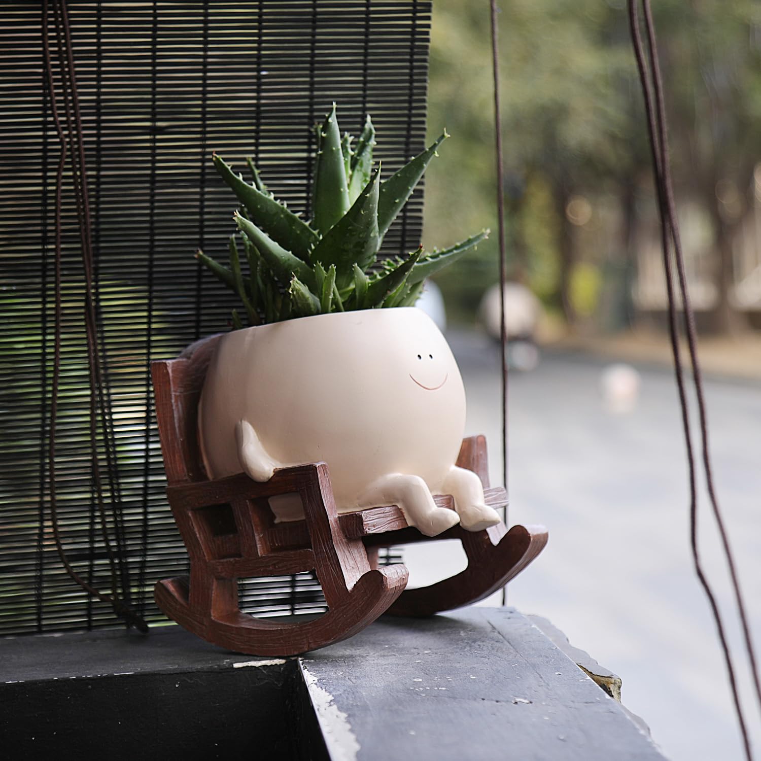 Snapklik.com : OLINLIFE Smily Face Planter Pot, Cute Rocking Chair ...