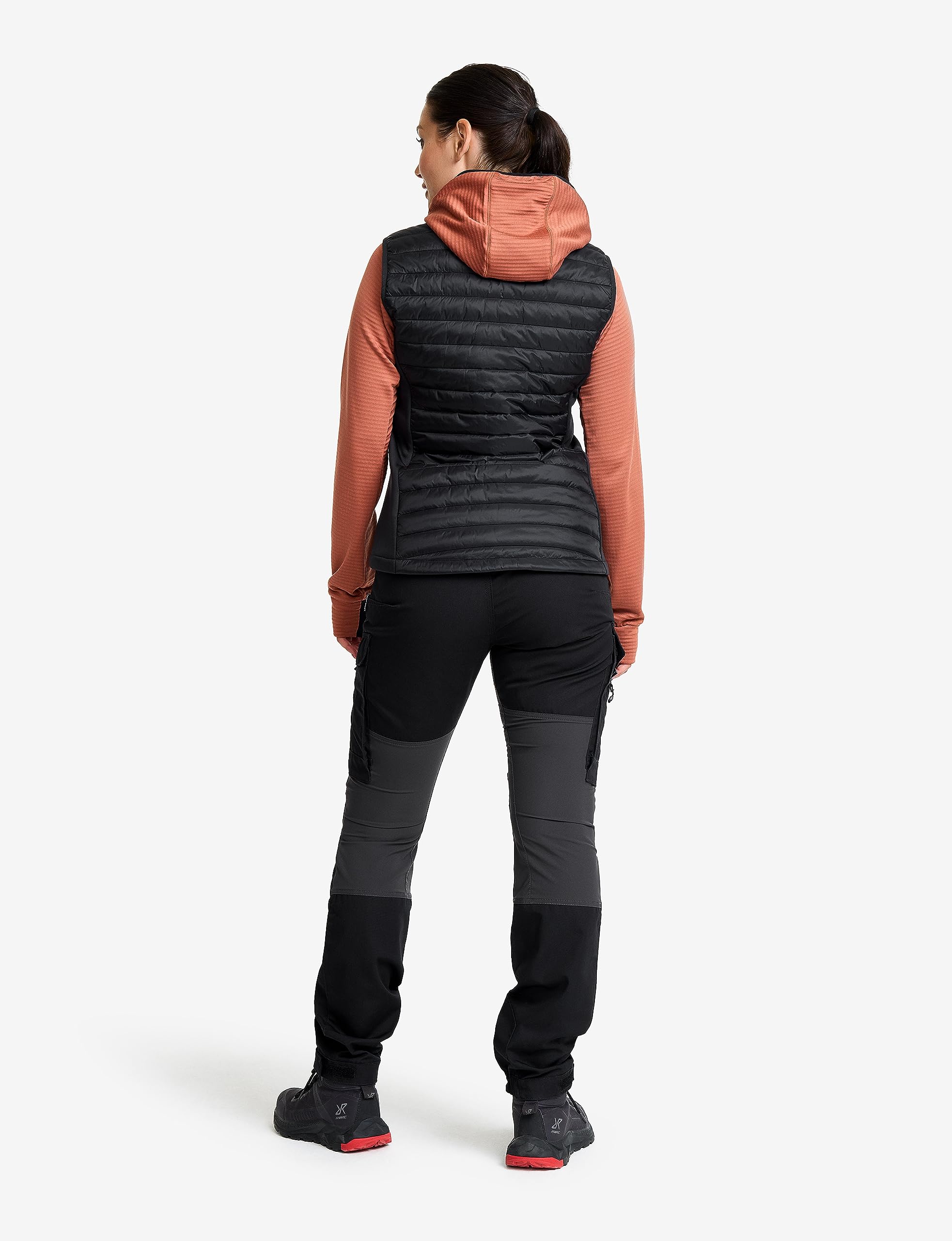RevolutionRace Radical Insulate Vest pour Femme, Gilet Léger et Isolant pour un Usage Quotidien et Toutes les Activités Outdoor
