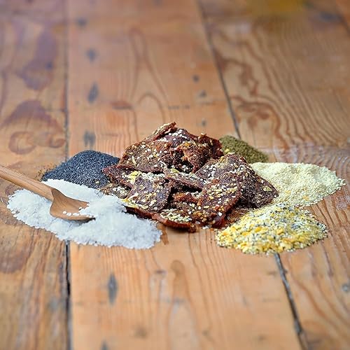 Vista 9 de Field Trip Cesta de regalo de comida seca de pollo y ternera, 5 paquetes variados de cecina, 1 corteza de cerdo, 2 palitos de pavo y 2 palitos