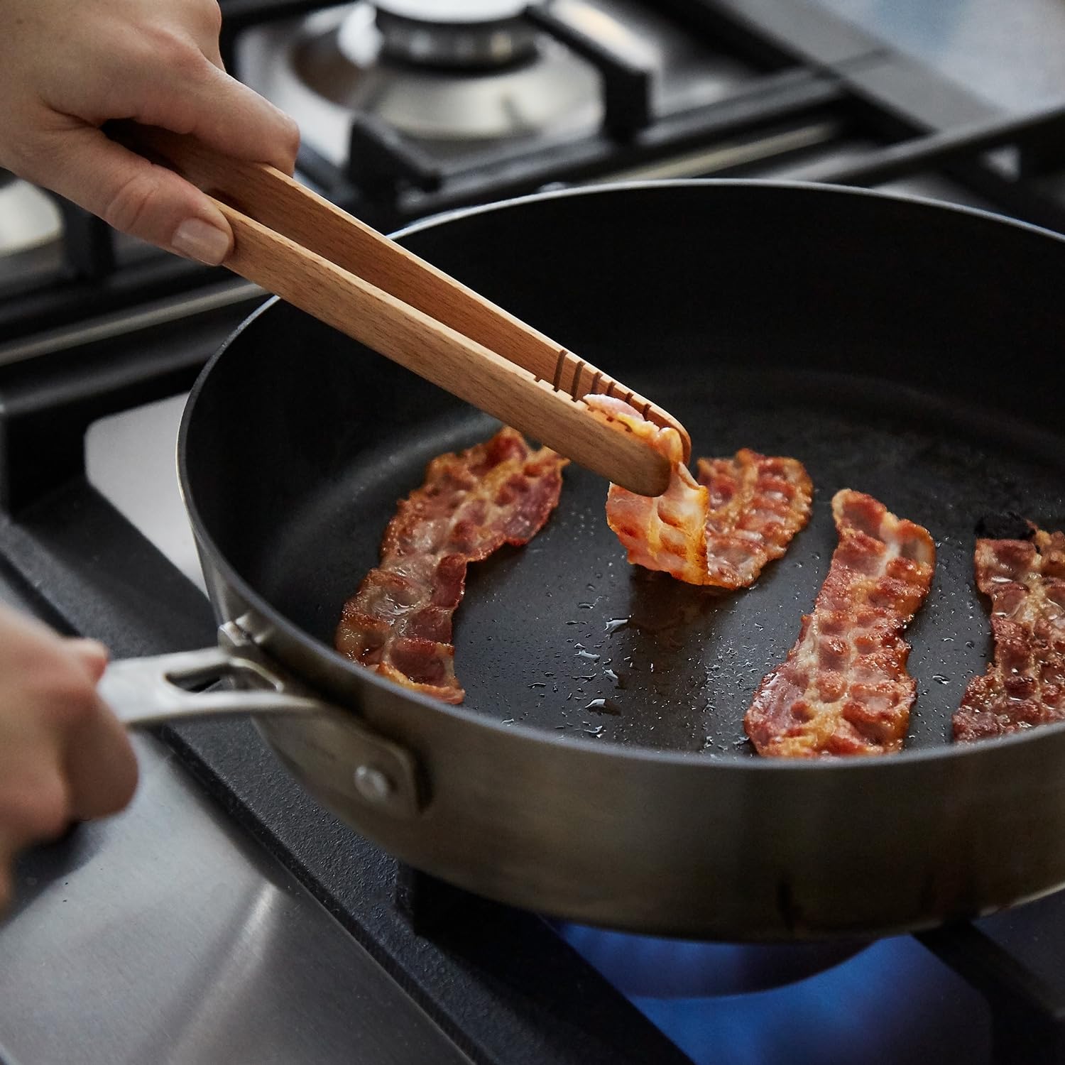 SPRINGLANE Set di Utensili da Cucina in Legno di Faggio, 100% Antibatterico e Insapore, 6 Pezzi: 2 Cucchiai da cucina diversi, Contenitore per Utensili da Cucina di Cemento, Paletta, Servispaghetti