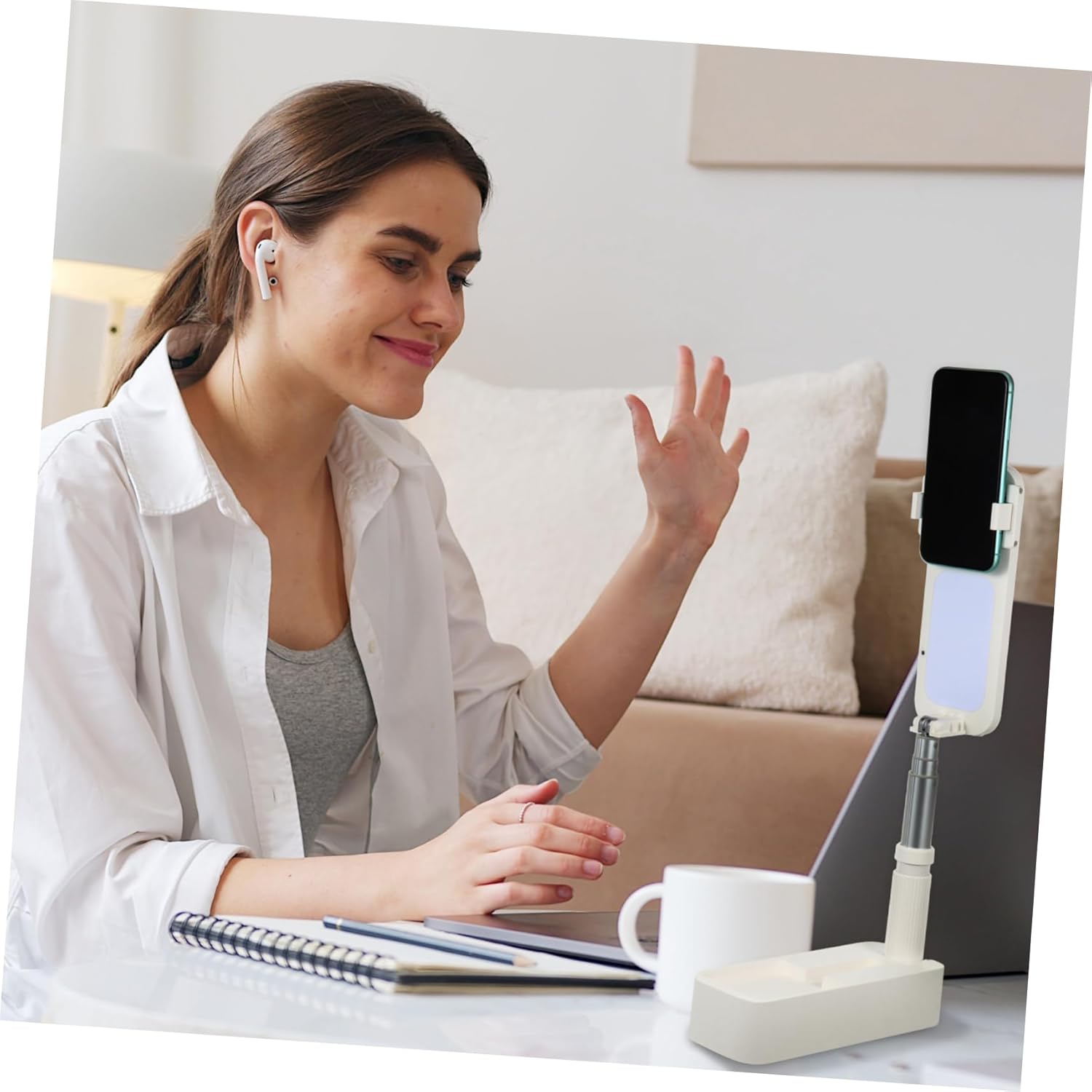 1Pc Retractable Live Show Rack with Height and Fill Light Multifunctional Phone Holder for Streaming Portrait Photography Lightweight and Portable Design