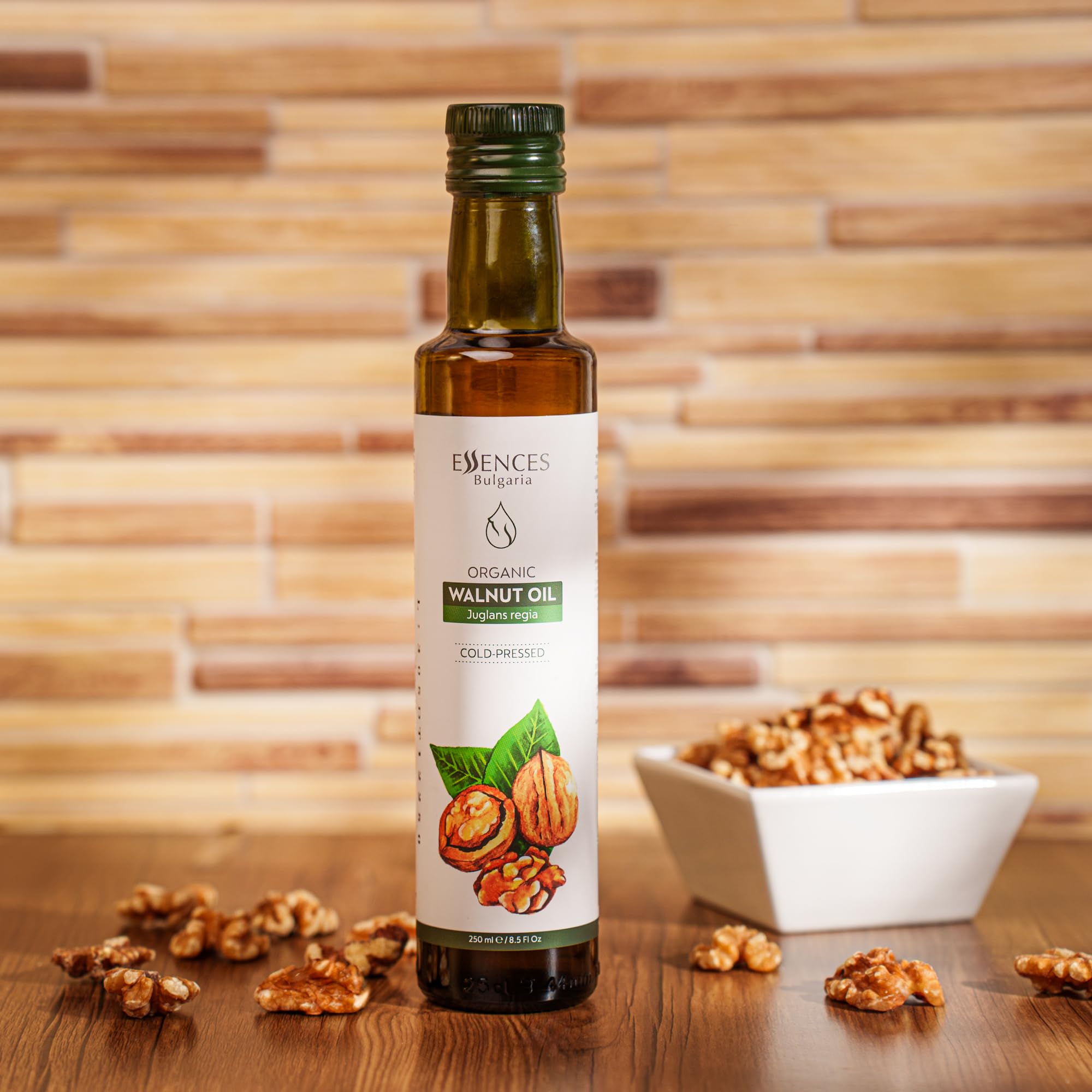 Essences Bułgaria Organiczny Olej z Orzecha Włoskiego 250 ml 100% Naturalny Tłoczony na Zimno