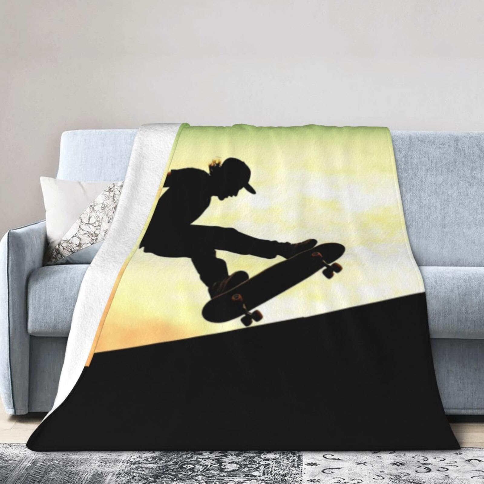 PAQOLSMCKR Throw Blanket 80"x60" Bed Blanket Skateboard Flannel Blankets for Sofa Reversible Plush Blanket Soft Cozy Throw Blankets for Couch Camping All Seasons