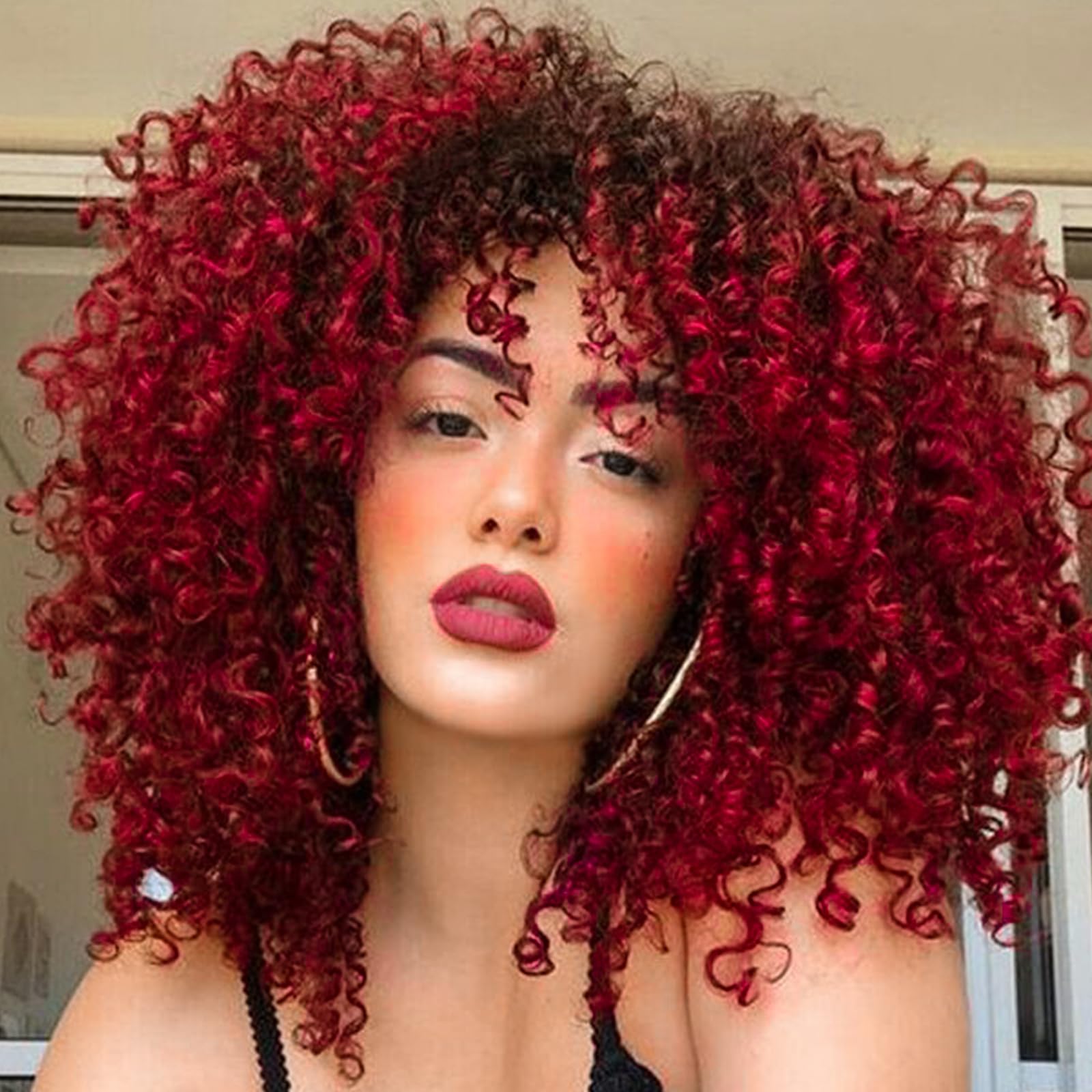 Xinran Omber Red Kinky Curly Wig with Bangs - Red and Black Afro 70s Wigs for Women - Synthetic Full Wig Soft and Fluffy Like a Bomb - 14 Inches Short