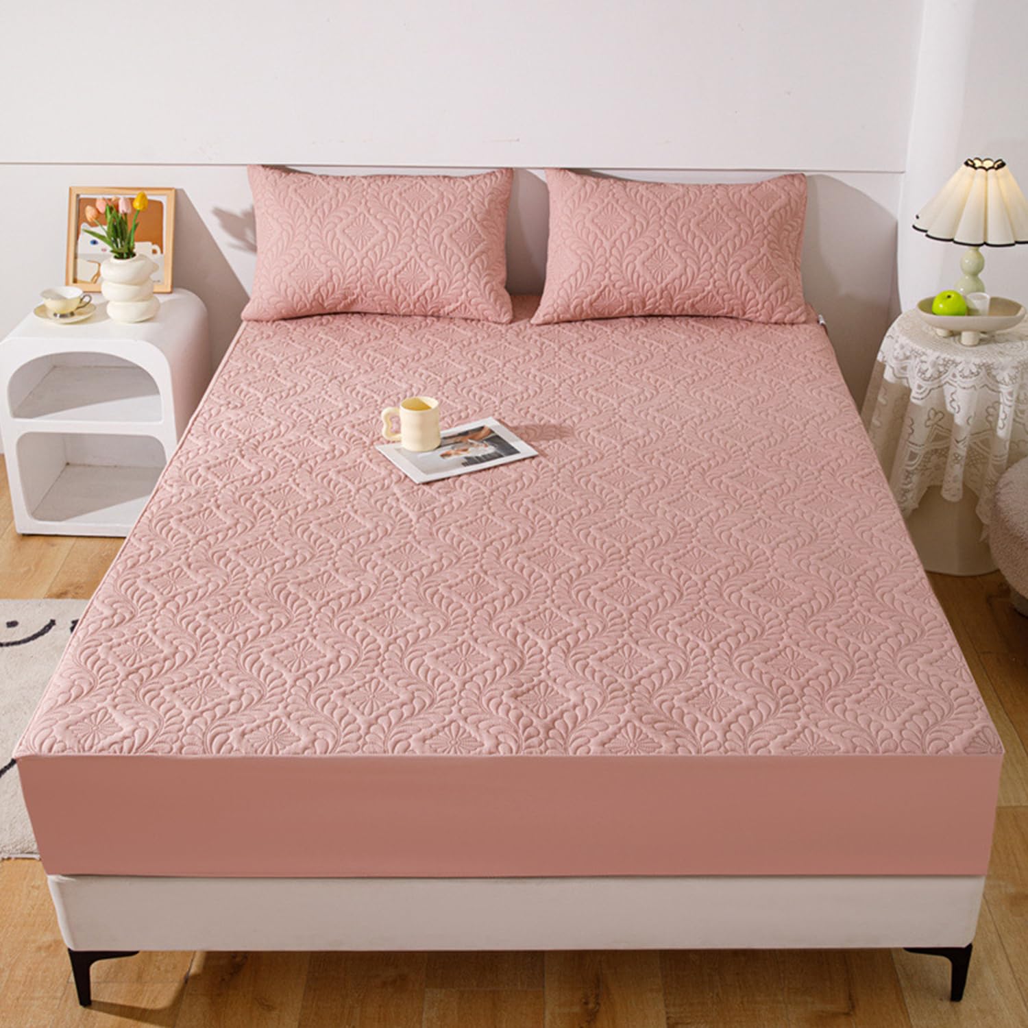 LDLCYCN ,pink,180 * 200cm, 100% Waterproof Mattress Protector Queen Size Fitted Sheet Mattress Cover