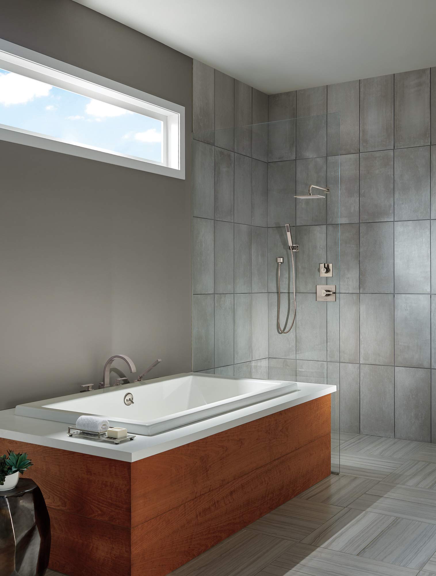 DELTA Faucet T11853-SS, Stainless, 4.13 x 10.13 x 10.38 inches - Image 2