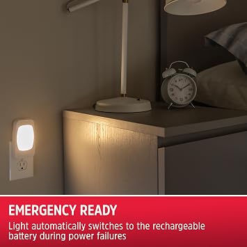 Energizer 4-in-1 Emergency Light for Home Power Failure | Auto-On Plug in LED Flashlight, Power Outage Night Light, Soft White, Foldable Plug, Hurricane Preparedness, Storm Essentials