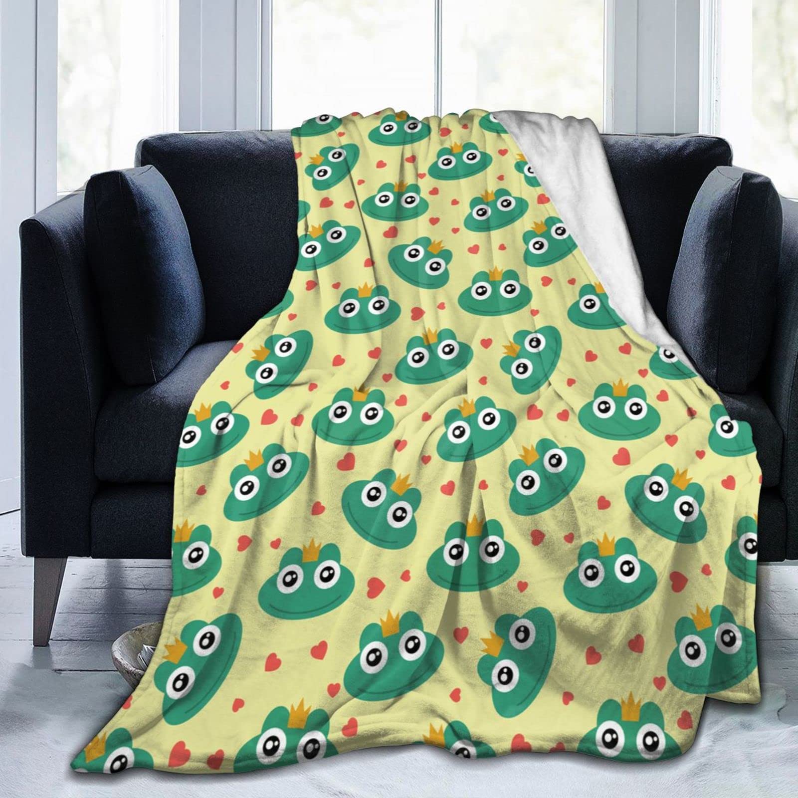 Lsjuee Cute Frog Throw Blanket Soft Cozy Lightweight Blankets Funny Frog Print Flannel Blanket for Sofa Couch Bed Office 60"X50"