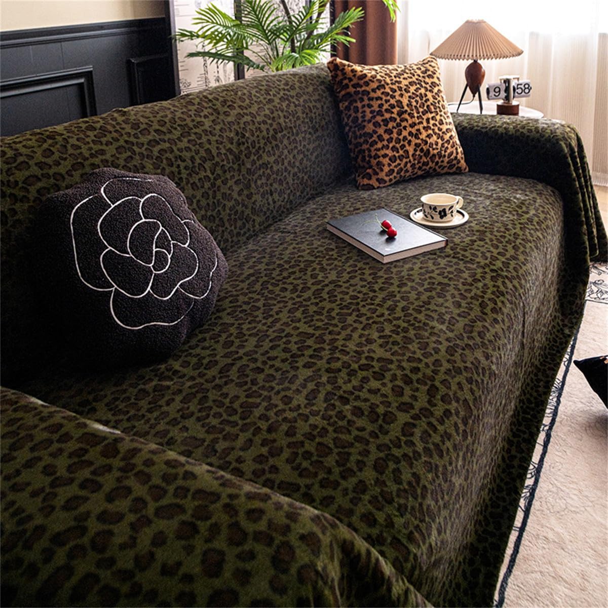 Highdi Throw for Sofa Large, Soft Plush Blanket Decorative Throw, 1 2 3 4 Seater Sofa Quilts, Leopard print Reversible Travel Nap Blanket for Chair Couch Bed, Armchair (Dark Green,180x130cm)