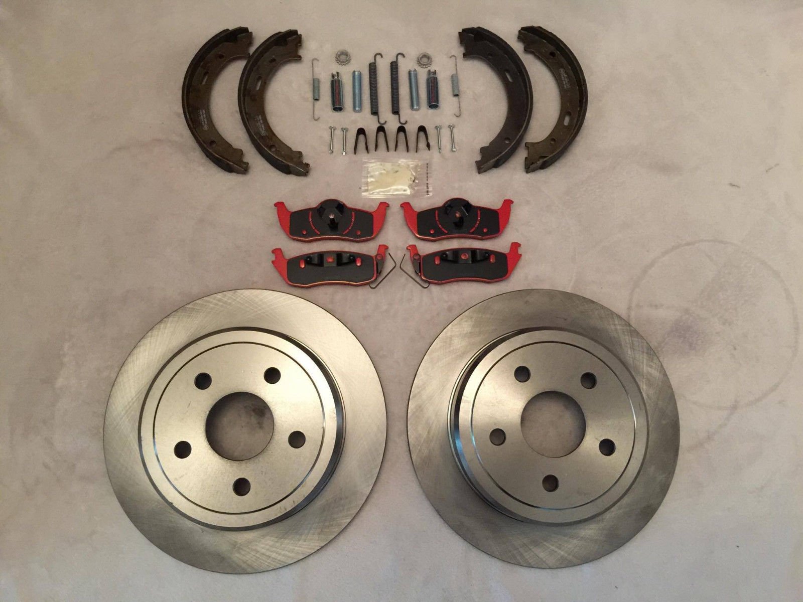 CARLSON NTY ALPHA Rear Brakes Repair KIT CERAMIC Grand Cherokee WK 2005-2010/ Commander XK 2006-2010