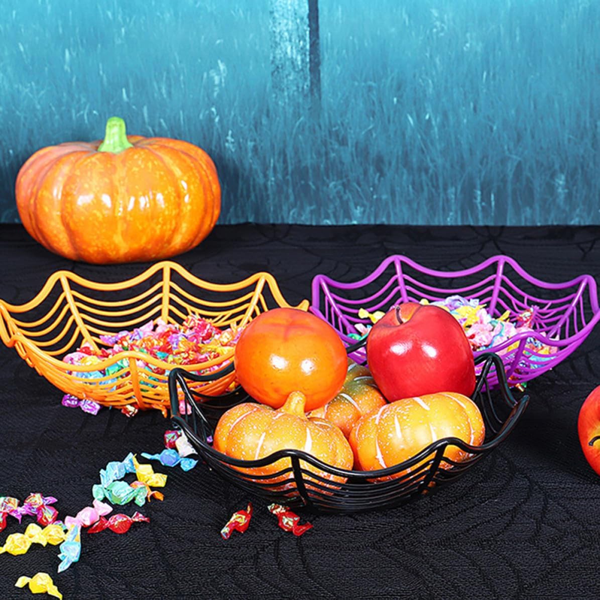 Ipetboom Spider Web Creative Spooky Design Halloween 5pcs Candy Basket Set Plastic Cobweb Bowls for Storage and Home Decoration for Outdoor Halloween Trick Treat Party