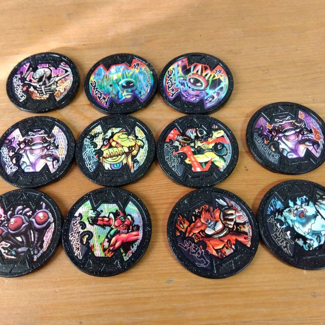 Amazon | 妖怪ウォッチ 妖怪メダル ピンクエンペラーなど | カプセル