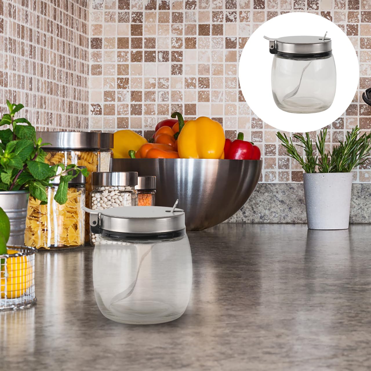 2 tarros redondos de vidrio para especias con tapas y cucharas de acero inoxidable, recipientes versátiles para condimentos para almacenamiento de sal, pimienta y condimentos en cocina, café y 7