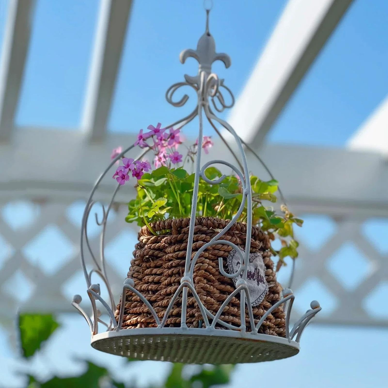 Suspension pour d'intérieur avec chaîne et panier décoratif en métal