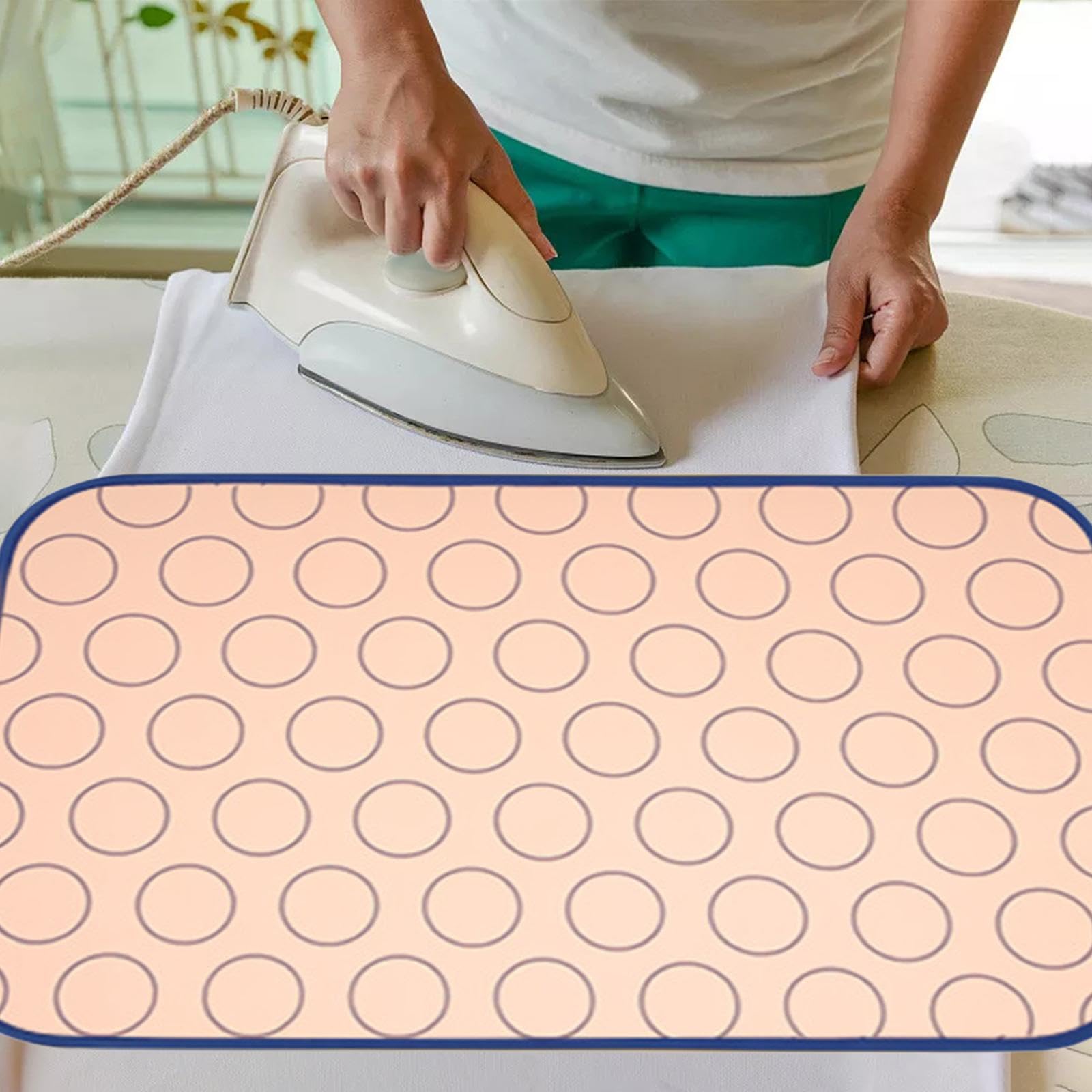 Bügelmatte für Tischplatten mit Wärmeisolierendem Netz, Rutschfester Bügelhandschuh für Flache Oberflächen, Bügelunterlage für Bett Und Arbeitsplatte, 62cmx120cm