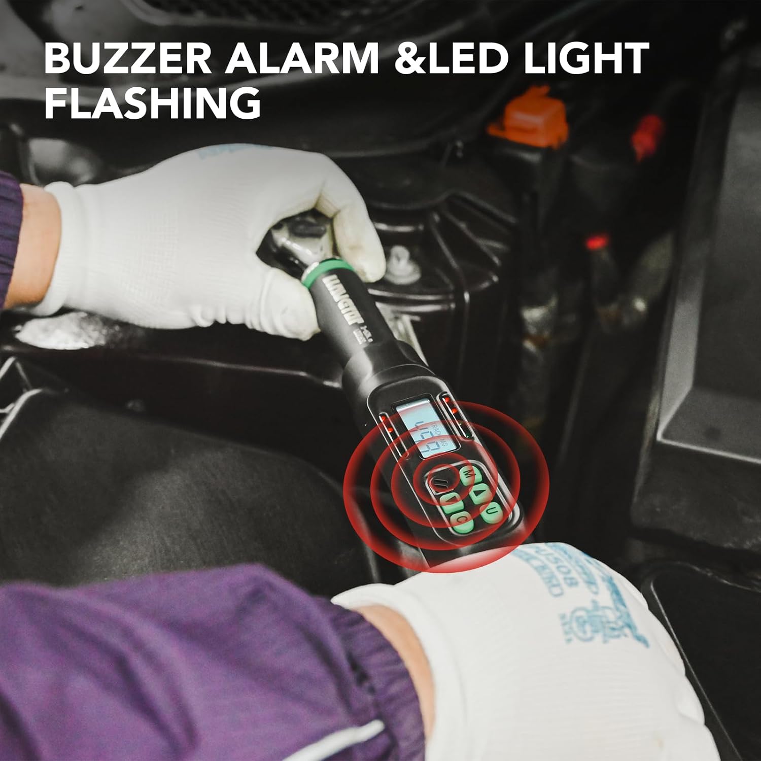Digital torque wrench with buzzer alarm and LED light flashing during operation
