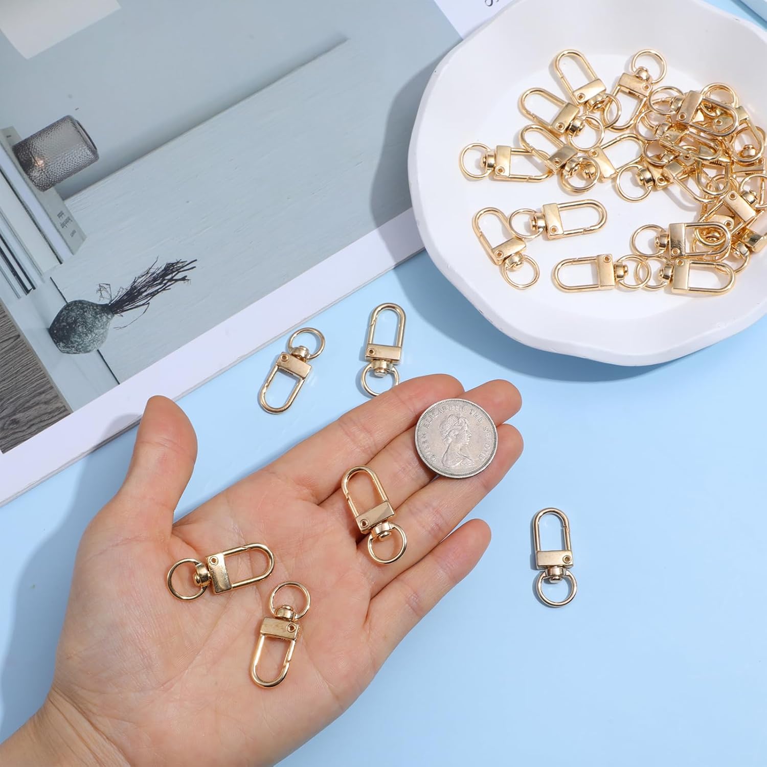 Xindojuz 30 PCS Metal Lobster Claw Clasps for Keychains and Jewelry Making, 360° Swivel Lanyards Snap Hooks Strap with Key Rings, Key Chains Connector Purses Straps Bag Charm DIY Accessories (Gold) - Image 7