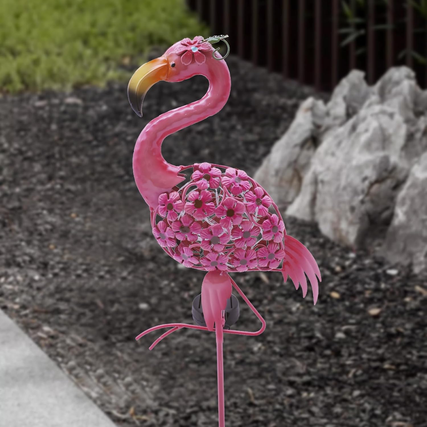 Flamingo Solar Garden Decor,Yard Art Decorations Outdoor Gifts for Women Mom Grandma,30 LED Waterproof Garden Decor for Outside Patio Lawn Balcony Backyard Decorations