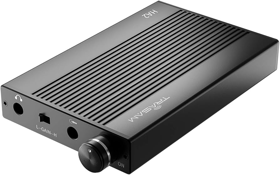 ポータブルHiFiヘッドホンアンプ