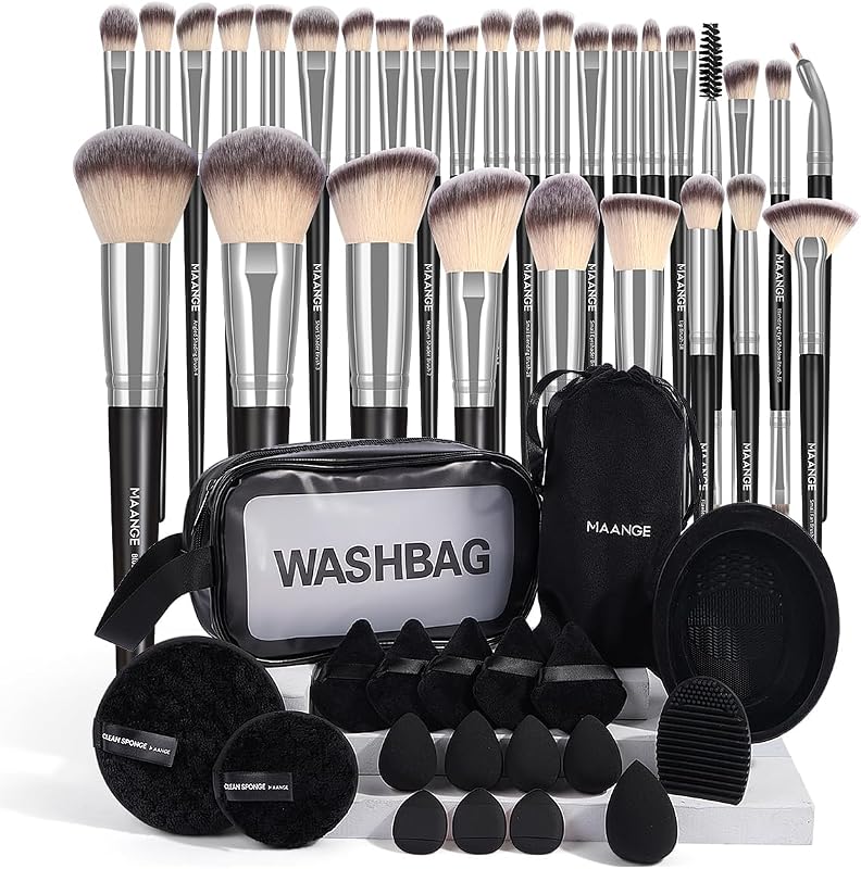 Kit de 30 pincéis de maquiagem MAANGE com bolsa de veludo, esponjas, puffs e acessórios — Preto e prata