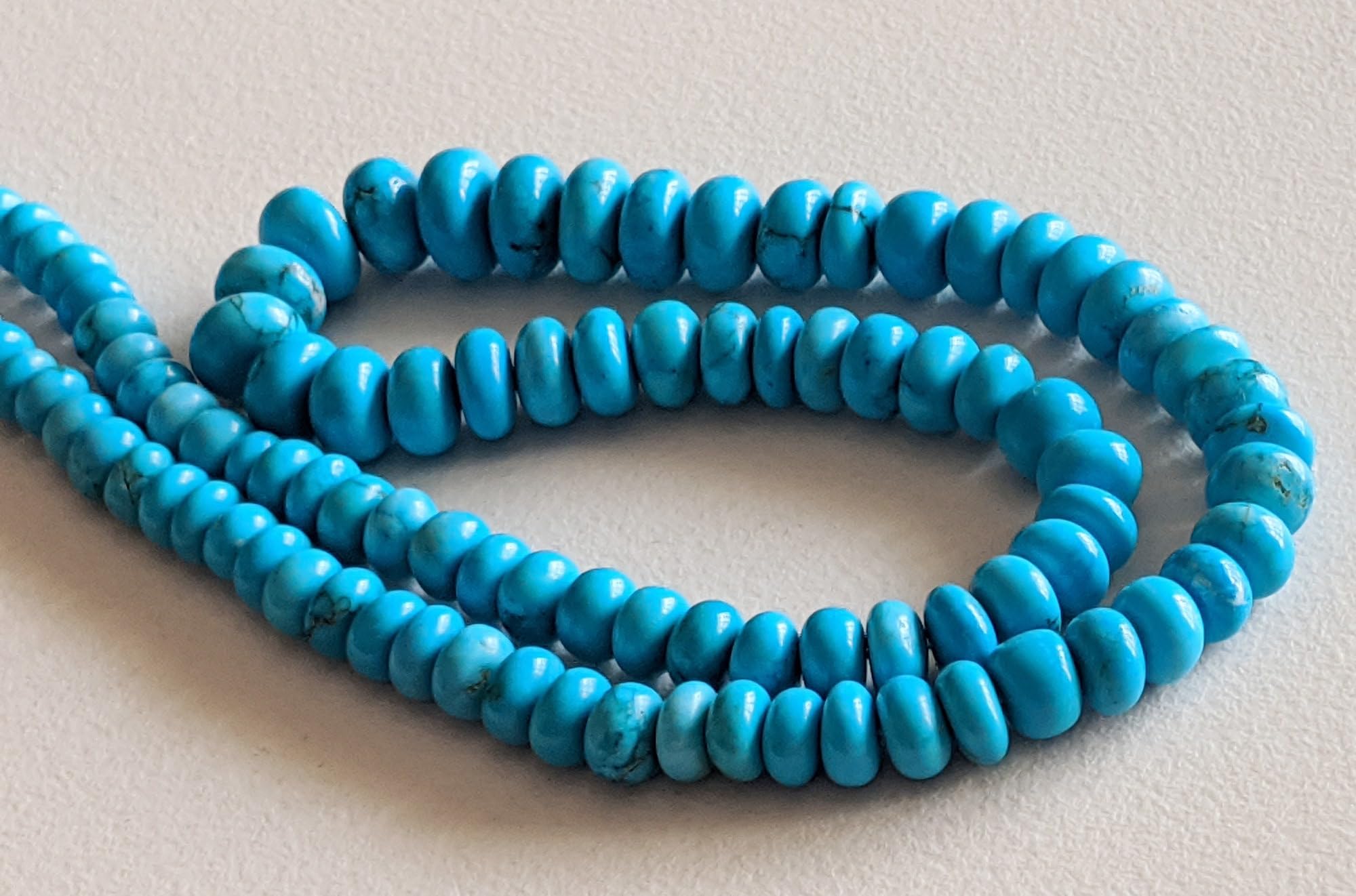 Damskie 6-8 mm Howlite Turkusowe zwykłe koraliki Rondelle, zwykłe koraliki Rondelle, chińskie turkusowe koraliki do biżuterii 8 cali, 74 szt