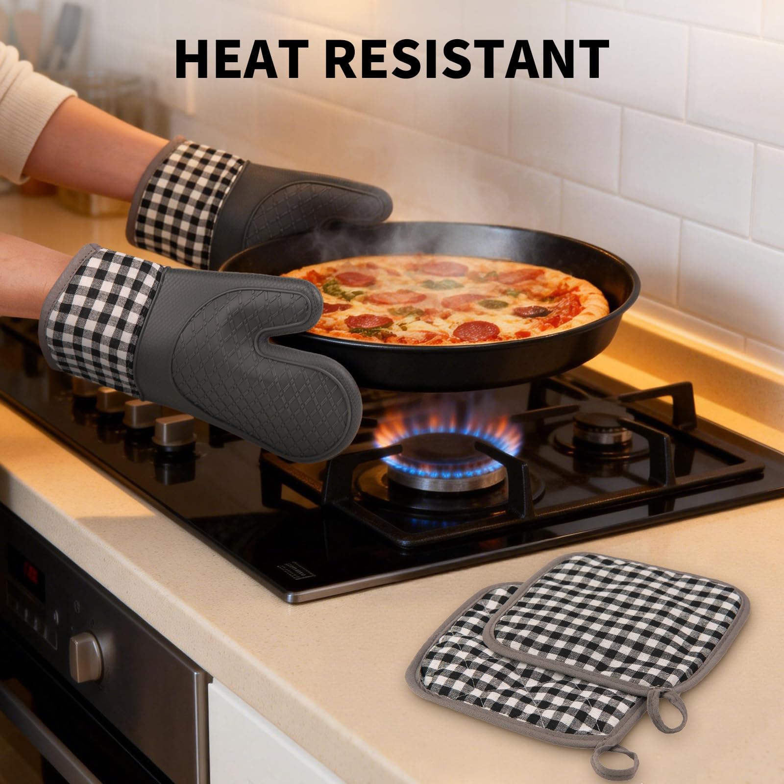 Tifanso Plaid Ofenhandschuhe und Topflappen 4-teiliges Set, Ofenhandschuhe Handschuhe Hitzebeständig mit rutschfester Silikonoberfläche zum Kochen Backen Grillen, Baumwolle Topflappen Pads für Küche
