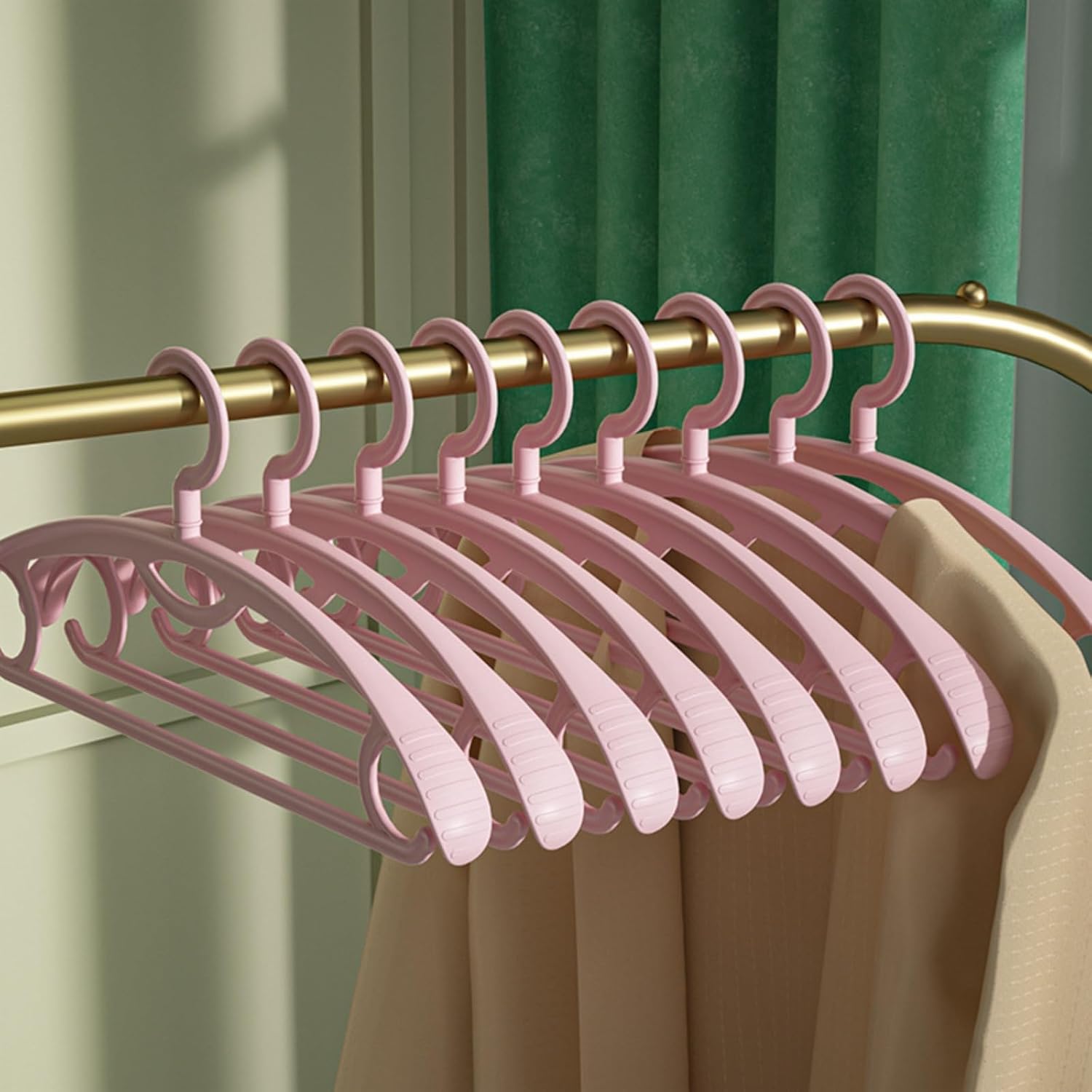 EDVENAハンガー すべらない ハンガー かたくずれ防止 洗濯物干し ハンガー ハンガー 洗濯 ハンガー 収納 跡がつかないハンガー ハンガー おしゃれ 滑らない 滑り落ちない はんがー スーツ ハンガー パンツハンガー 型崩れ防止 衣類 ズボン 乾湿両用 旅行 便利グッズ スモークピンク（10個）