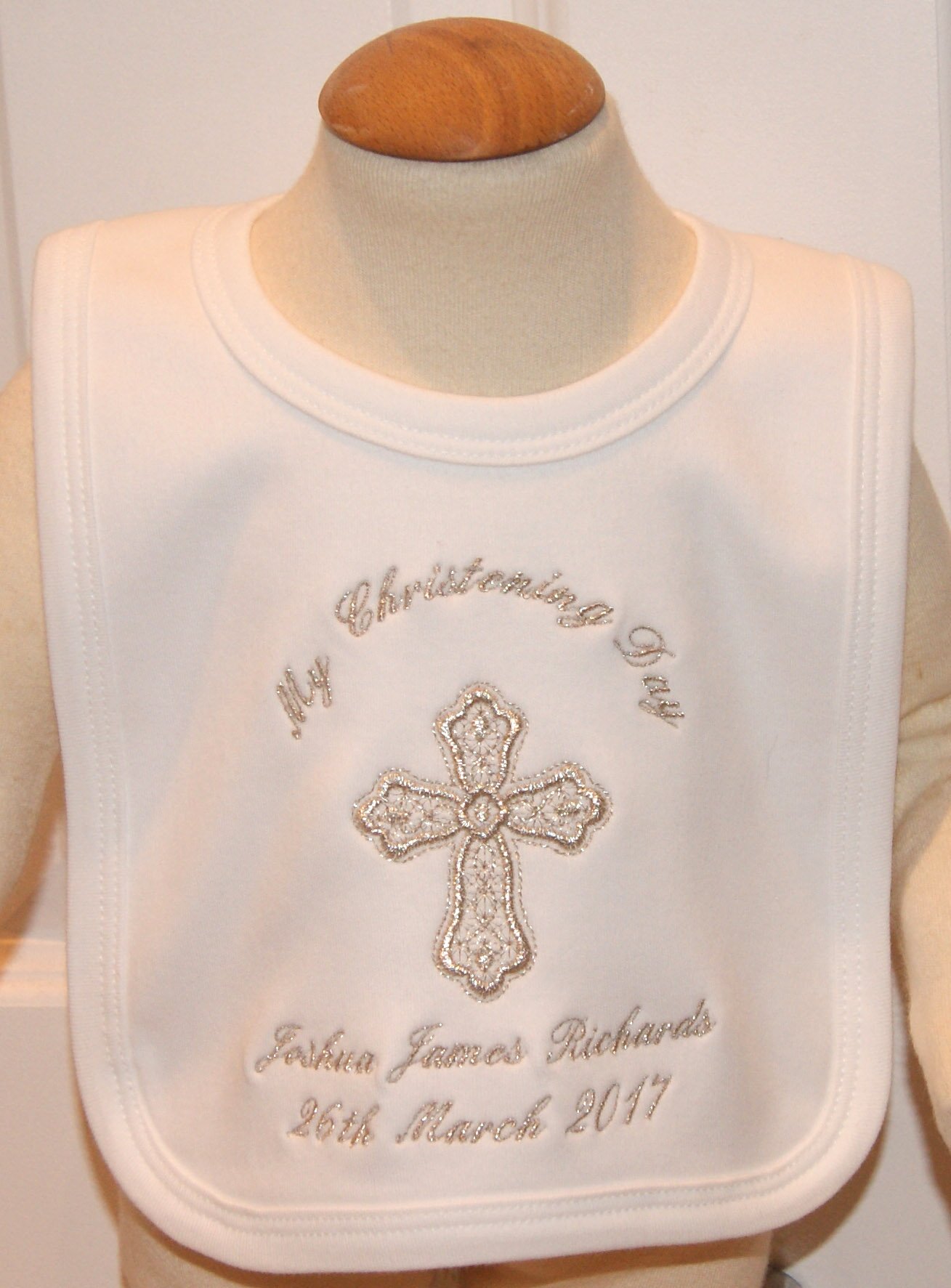 Baby’s Personalised Christening/Baptism/Naming Day Cross Bib (Silver)