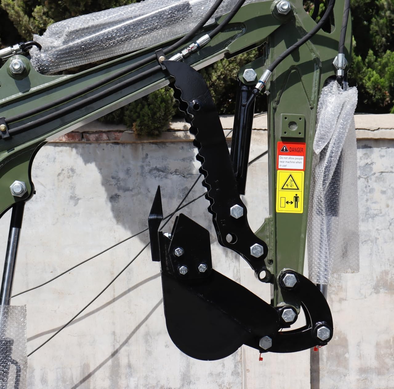 TYPHON Terror X Storm Mini Excavator – 1 Ton Trench Digger with Canopy, Wide Bucket – Mini Excavator Machine for Garden, Farms, Parks, Roads – Ideal for Digging, Drilling, Bull-Dozing