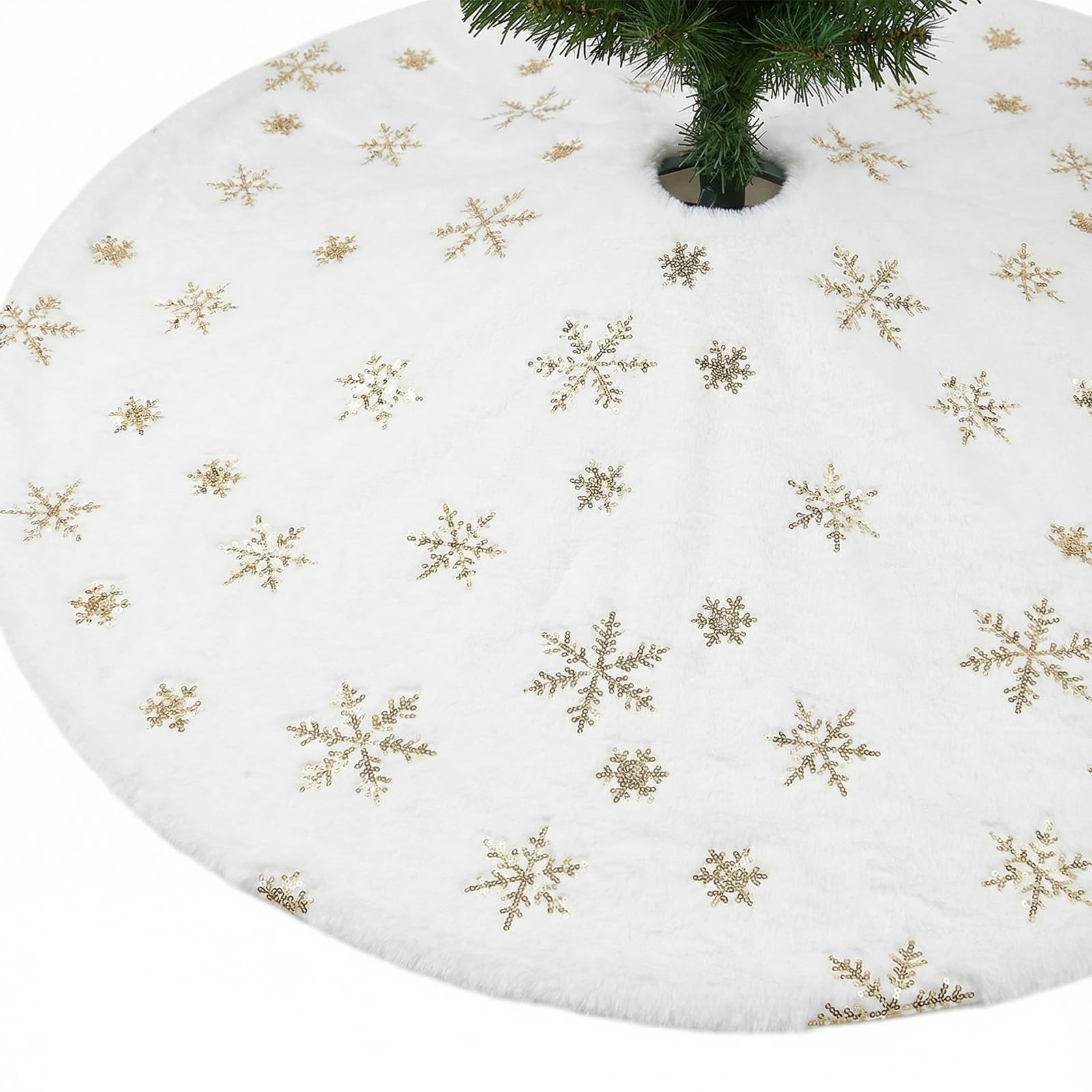 Climafusion White-Golden Christmas Tree Skirt, 122Cm / 48 Inch Large White Christmas Tree Skirt Decorations With Golden Snowflake, Xmas Faux Fur Tree Skirt, Christmas Decorations For Holiday Tree Ornaments
