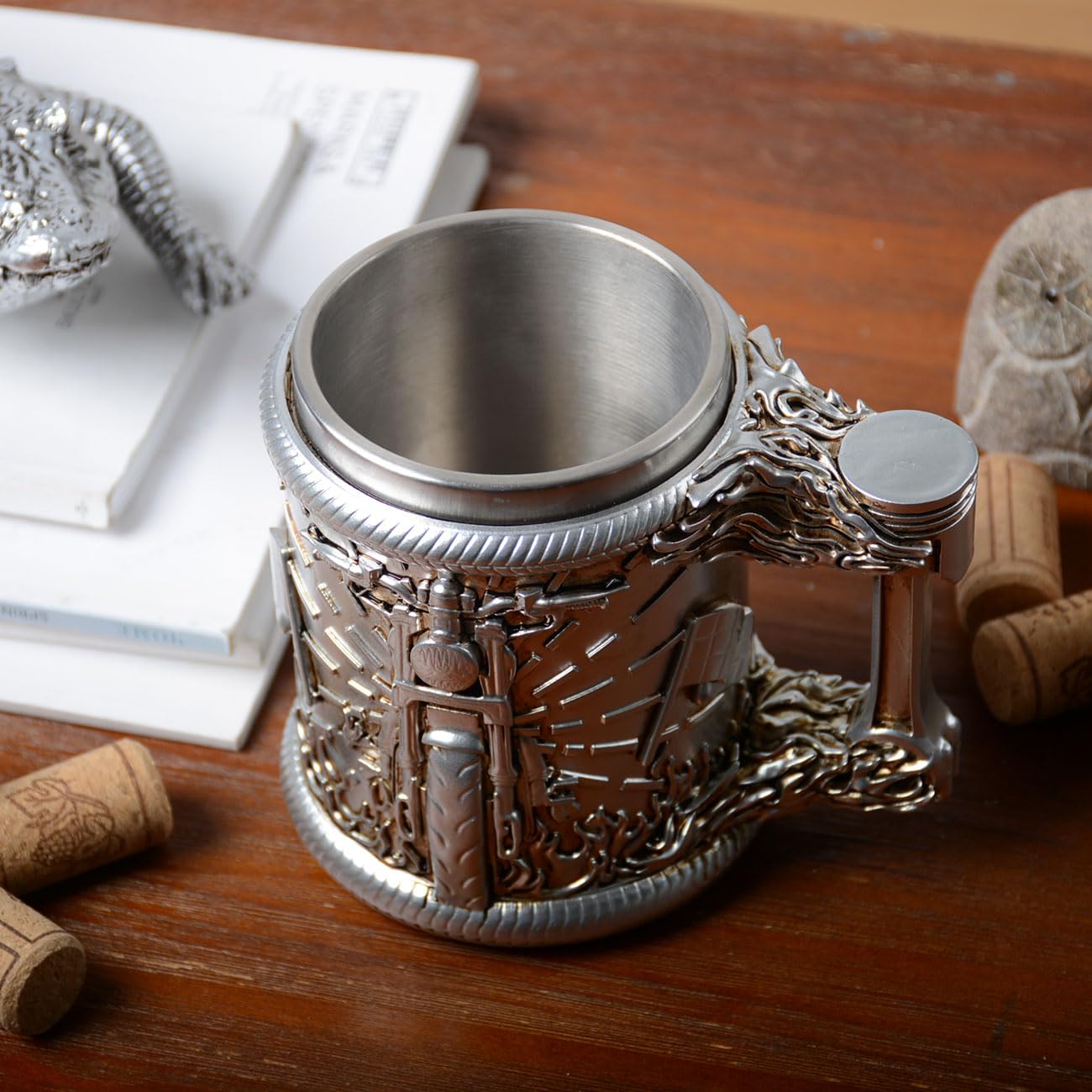 HAUCOZE Chope à Bière Tankard Gobelet à Boire pour Oktoberfest Café 450ml | Inox Isolé Motors Tasse Bar Maison Décoration Anniversaire Festival Cadeau pour Homme Père Mari