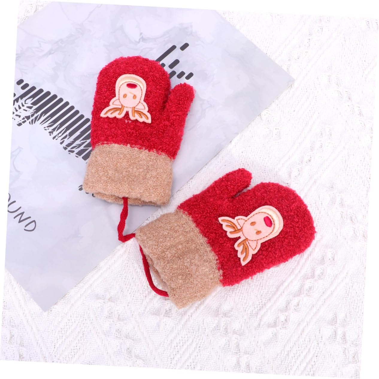 Uniquely Designed Christmas Mittens for Girls Warm Winter Gloves Elk Motif 2-5 Years