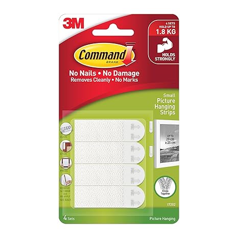 3M Command Small Picture Hanging Strips, Holds 1.8kg, Damage free, Heavy Duty, Holds Strongly, Adhesive hooks for wall, Multi-surface, hooks for hanging (White, 8 strips), Foam