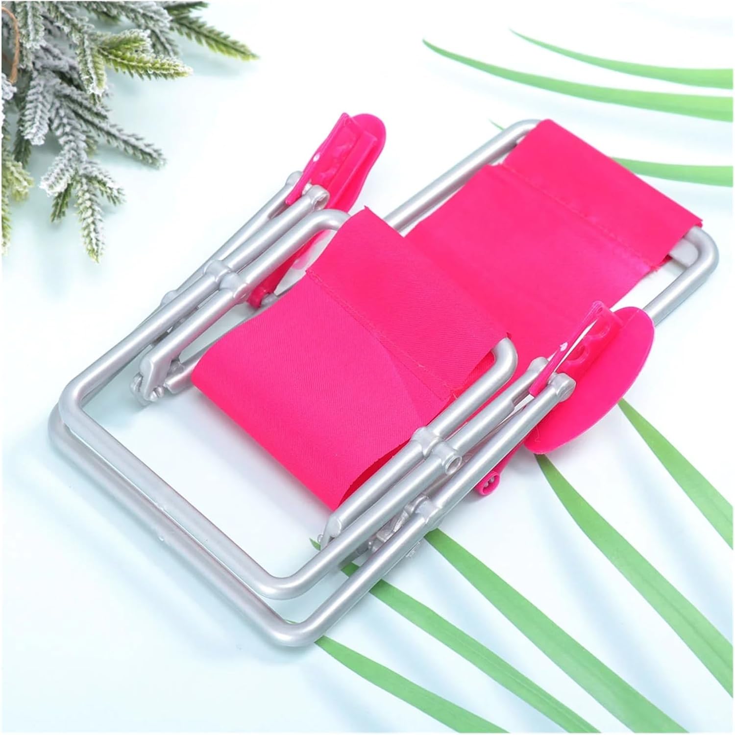 2pcs Lounge Chair Tiny Little Folding Sunbath Miniature Outdoor Coastal Model Photo Prop for Children Kids