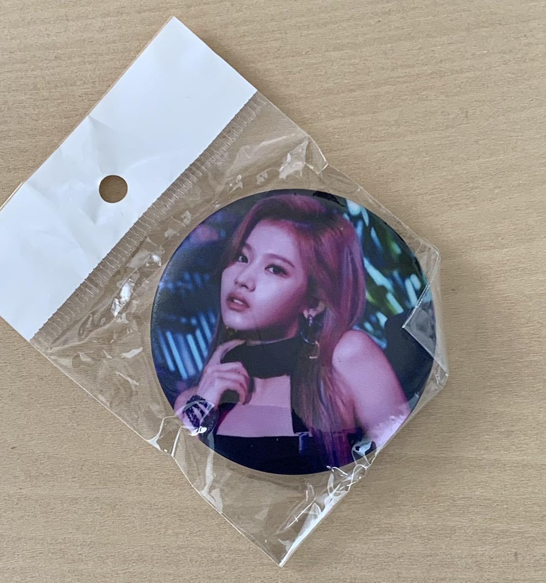 Amazon.co.jp: トゥワイス TWICE & サナ SANA キーホルダー