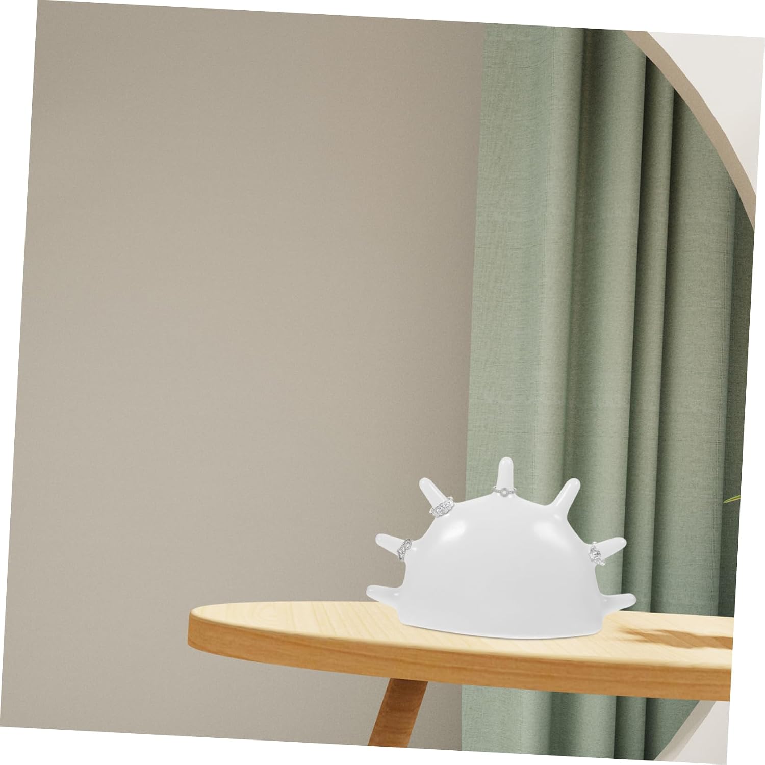 Cabilock Hand Shaped Resin Jewelry Stand Xmas for Rings White Desktop image 4