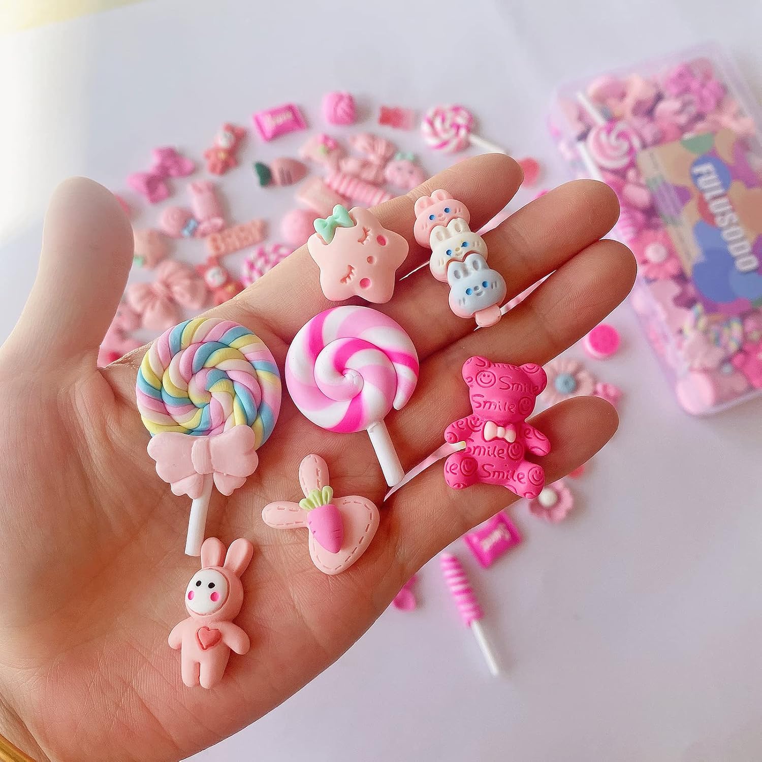 FULUSODO 60pcs Cute Set,Pink Flat Back Bulk Mixed Resin Ornament Scrapbooking Set