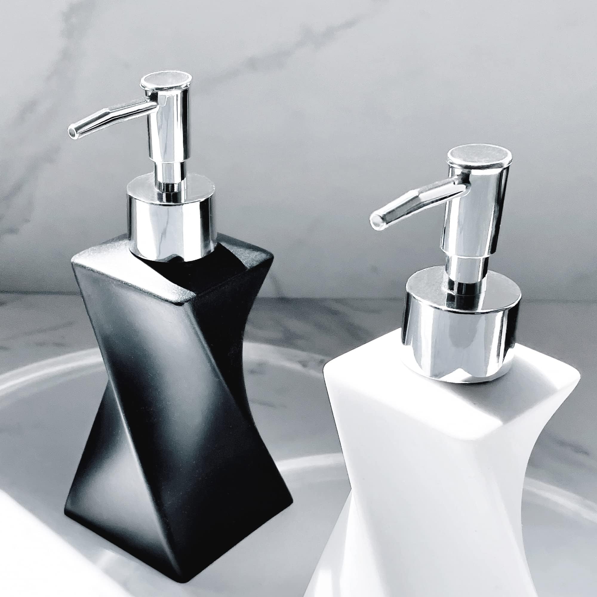 Set di 2 dispenser di sapone moderno bianco e nero con pompa argentata per bagno e cucina, stile arte contemporanea, finitura opaca, antiruggine, 250 ml