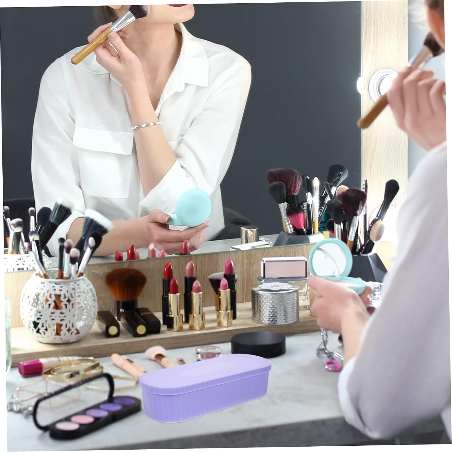 Makeup Brush Drying Holder Cleaner Box Portable Makeup Tool Organizer for Travel Lightweight Design for Women Efficient Cleaning for Brushes Sponges