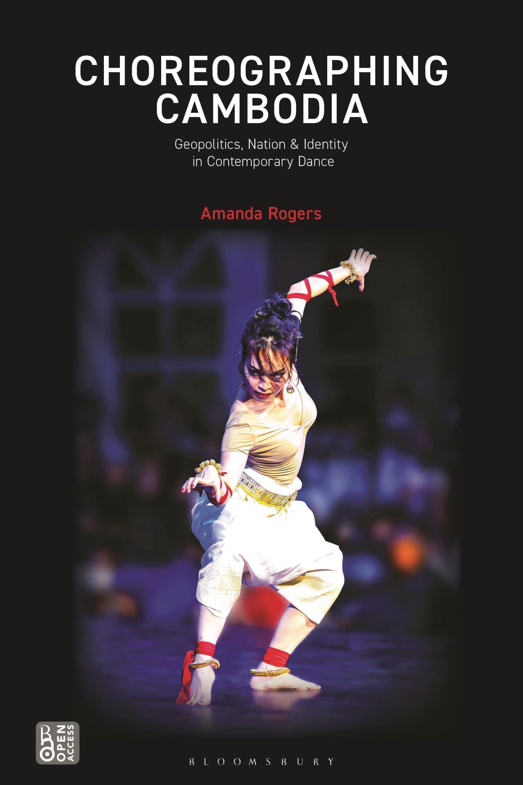 Choreographing Cambodia livre sur la danse contemporaine et la geopolitique
