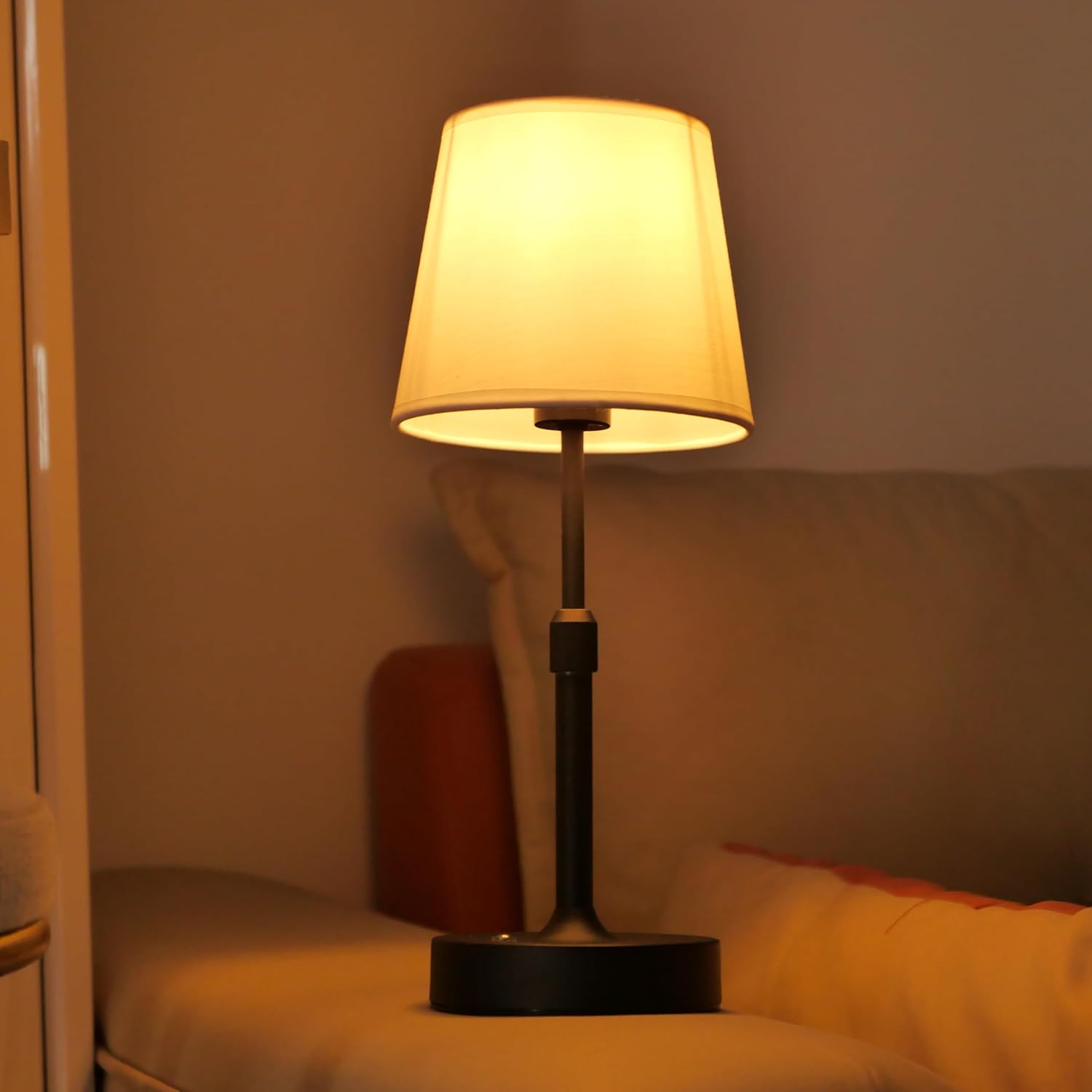 USB Rechargebale Lamp for Bedroom,Adjustable Desk Lamps,Reading Night Lights,Metal Round Line Fabric Table Lamp for Living Room (Black)