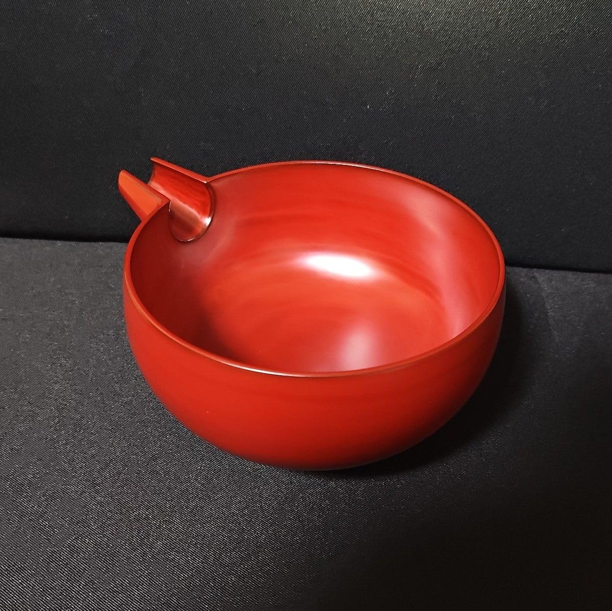 Amazon.co.jp: 輪島塗 角偉三郎 朱塗 片口 六つ星 紙箱 共布 栞 漆器